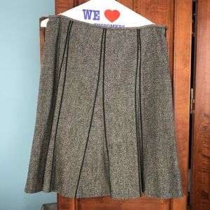 Grey wool skirt